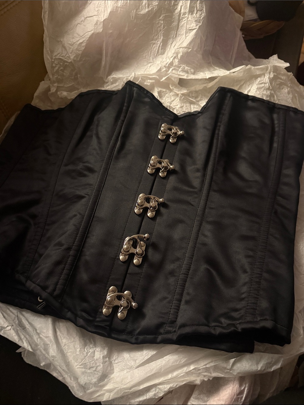 6x Black buckle up-Up Satin Corset